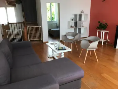 Coin salon dans l'établissement Agréable maison de bourg aux portes de TOURS