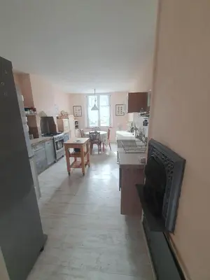 Cuisine ou kitchenette dans l'établissement Chez Effat et marie T A C 4