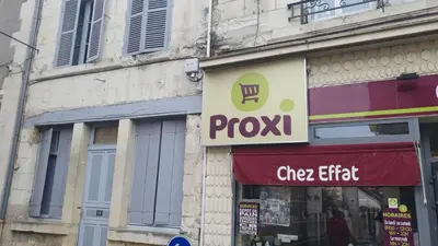 Certificat, récompense, panneau ou autre document affiché dans l'établissement Chez Effat et marie T A C 4