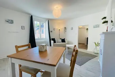 Cuisine ou kitchenette dans l'établissement ENTRE 2 RIVES Échappée Amboisienne avec sauna partagé