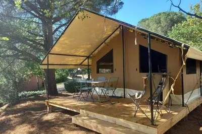Bâtiment de le camping