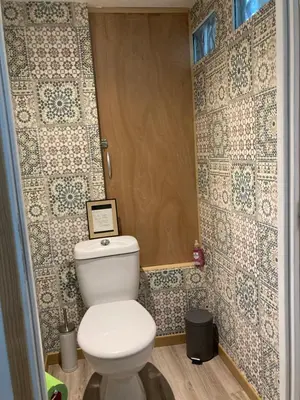 Salle de bains dans l'établissement Bblodges Loches Beauval