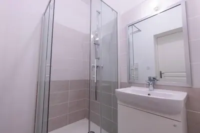 Salle de bains dans l'établissement Le Studio BILOBOU
