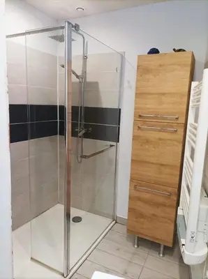 Salle de bains dans l'établissement Agréable maison de ville tout confort