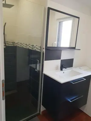 Salle de bains dans l'établissement Maison zen
