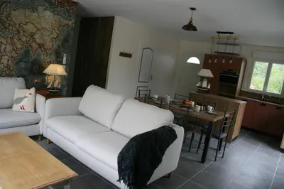 Coin salon dans l'établissement Le Domaine de Louise