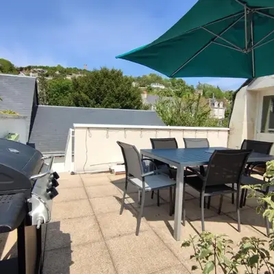 Gîte La p'tite terrasse Chinon centre Parking gratuit