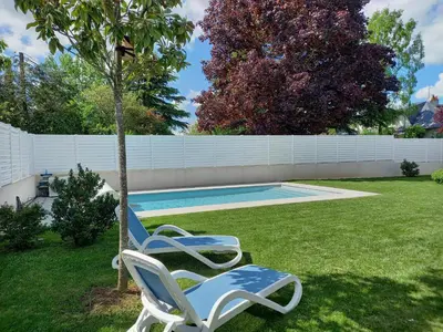 Piscine de l'établissement La Chouette d'Amboise ou située à proximité