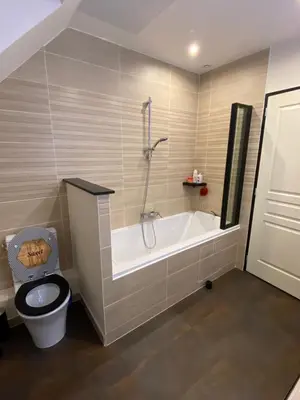 Salle de bains dans l'établissement La Musardière