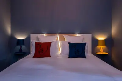 Un ou plusieurs lits dans un hébergement de l'établissement Villa Seyal - avec piscine - jacuzzi - sauna & climatisation