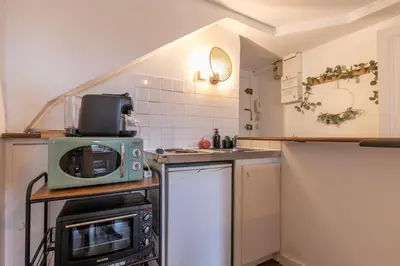 Cuisine ou kitchenette dans l'établissement ☆ Sur les toits de Blois ☆ T2 avec vue Château