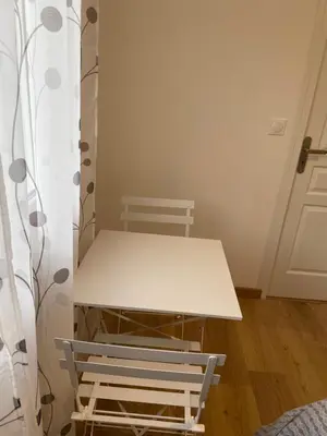 Plan de l'établissement Chambre , 1 lit double et 1 lit simple