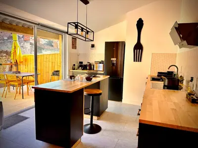 Cuisine ou kitchenette dans l'établissement Le Petit Cardinal