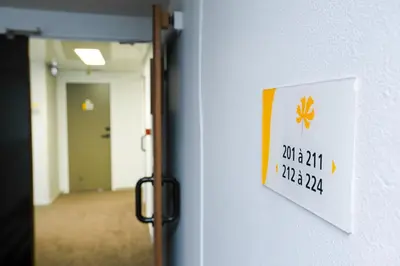 Certificat, récompense, panneau ou autre document affiché dans l'établissement PREMIERE CLASSE ANGERS SUD Louvre Hotels group