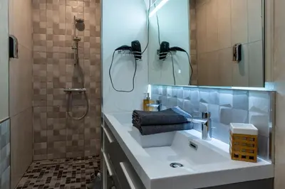 Salle de bains dans l'établissement Secret Love Jacuzzi ou Midnight Spa