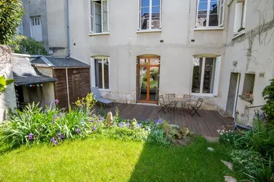 Jardin de l'établissement In the heart of silence - Nice house