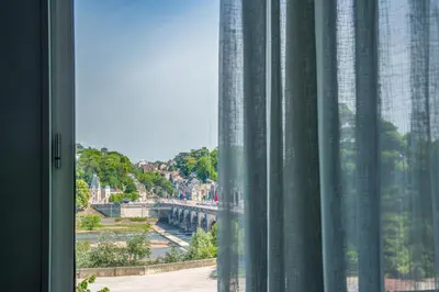 Plan de l'établissement Hyper centre vue bords Loire #confort #luxe