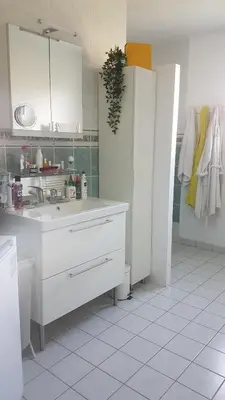 Cuisine ou kitchenette dans l'établissement Chambre privée des 2 Clochers