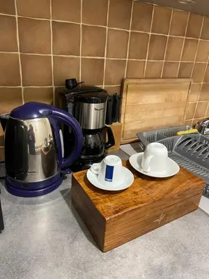 Plateau bouilloire dans l'établissement Appartement Rez de chaussée T2 centre-ville