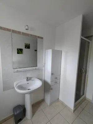 Salle de bains dans l'établissement Gîte - Zot Kaz