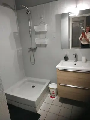 Salle de bains dans l'établissement Plénitude terrasse