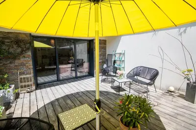 Terrasse ou espace extérieur de l'établissement Le tranquille au coeur de la ville
