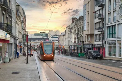Vue générale sur Le Mans ou vue de la ville depuis l'appartement
