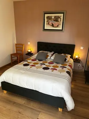 Un ou plusieurs lits dans un hébergement de l'établissement Chambre privative avec spa
