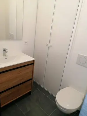 Salle de bains dans l'établissement Chambre privative avec spa