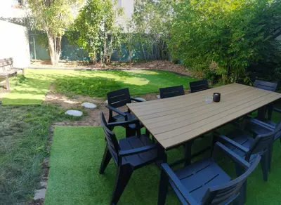 Jardin de l'établissement Belle Maison 12p 6 couchages TOURS CENTRE avec jardin