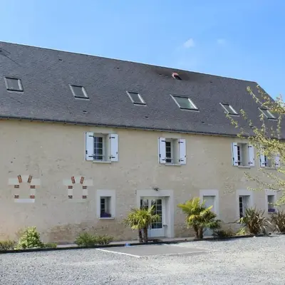 Grande maison accueillante à Saint-Épain avec salle de réception