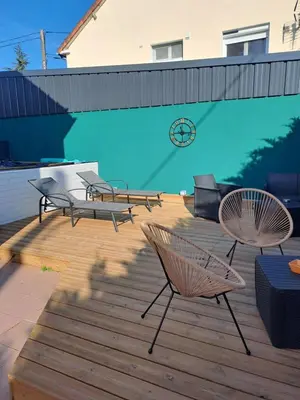 Balcon ou terrasse dans l'établissement chambre à 800 mètres du mythique virage de Mulsanne