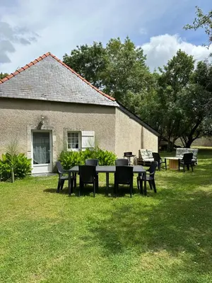 Jardin de l'établissement Gîte la grande racinaie