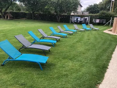 Jardin de l'établissement Logement 4 personnes avec piscine intérieure 31 degrés zoo de la FLECHE 24 h du Mans