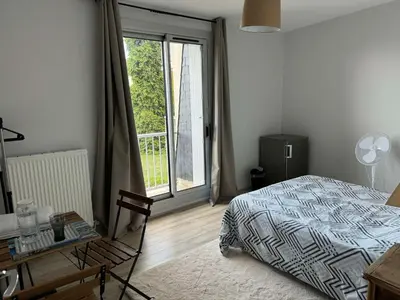 Un ou plusieurs lits dans un hébergement de l'établissement Homestay - Chambre chez habitant, Gare, Châteaux et Loire à Vélo