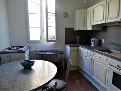 Cuisine ou kitchenette dans l'établissement Vue sur Chateau et Loire