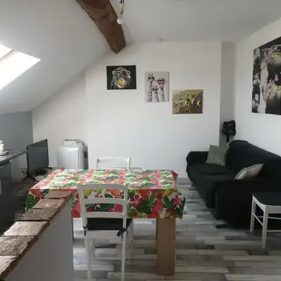 Appartement climatisé avec parking privé gratuit