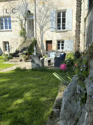 Jardin de l'établissement Gîte Saint Joseph