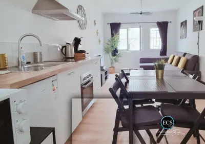 Cuisine ou kitchenette dans l'établissement 