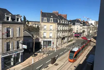 Vue générale sur Le Mans ou vue de la ville depuis l'appartement