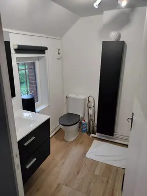 Salle de bains dans l'établissement Château le haut villaumay
