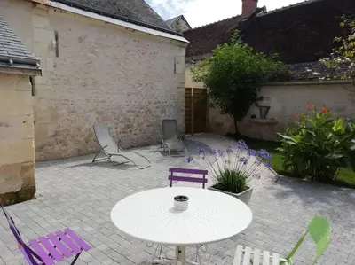 Jardin de l'établissement Charmante maison de village en Val de Loire