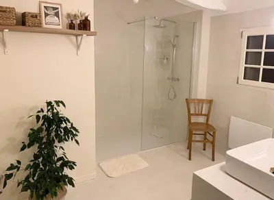Salle de bains dans l'établissement Studio du Grand Beaumont