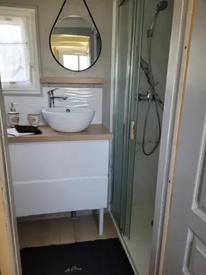 Salle de bains dans l'établissement La paillote idyllique