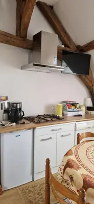 Cuisine ou kitchenette dans l'établissement Gîte de groupe du Château de la Mézière