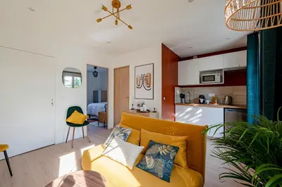 Cuisine ou kitchenette dans l'établissement Les Maisons Acajou - Châtellerault