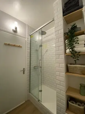 Salle de bains dans l'établissement Appartement cosy près de la gare avec parking