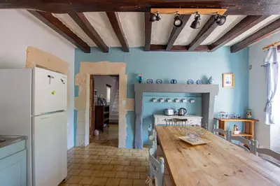 Cuisine ou kitchenette dans l'établissement ROCHE-LOIRE