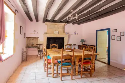 Cuisine ou kitchenette dans l'établissement ROCHE-LOIRE