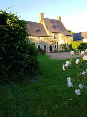Plan de l'établissement Maison spacieuse avec jardin à Morannes sur Sarthe
